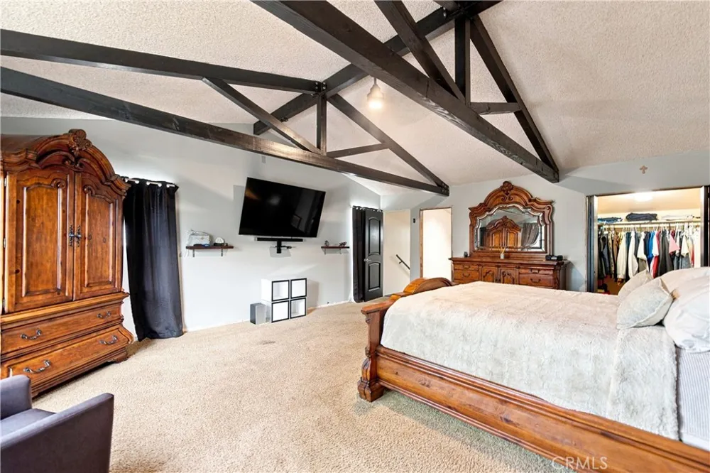 946 S Mccloud Anaheim, CA 92805