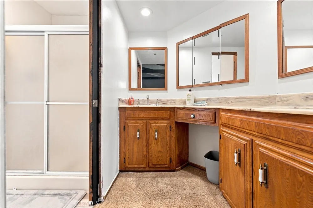 946 S Mccloud Anaheim, CA 92805