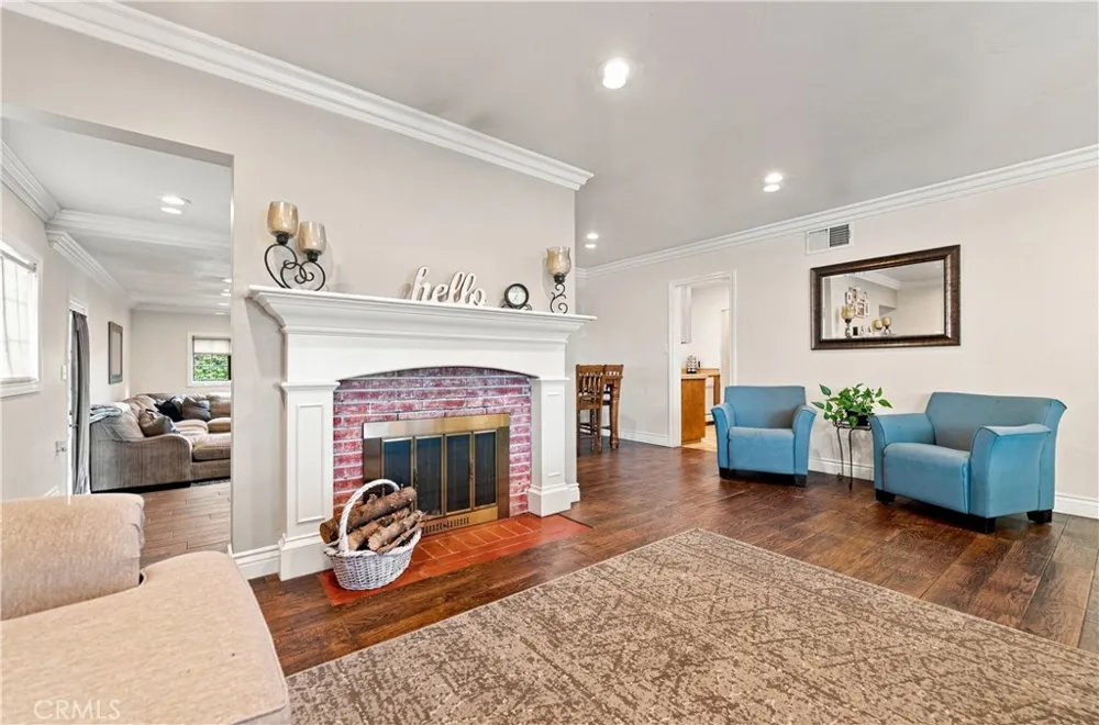 946 S Mccloud Anaheim, CA 92805