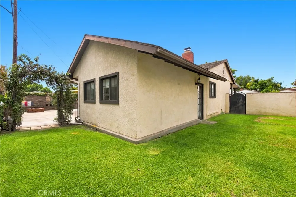 946 S Mccloud Anaheim, CA 92805