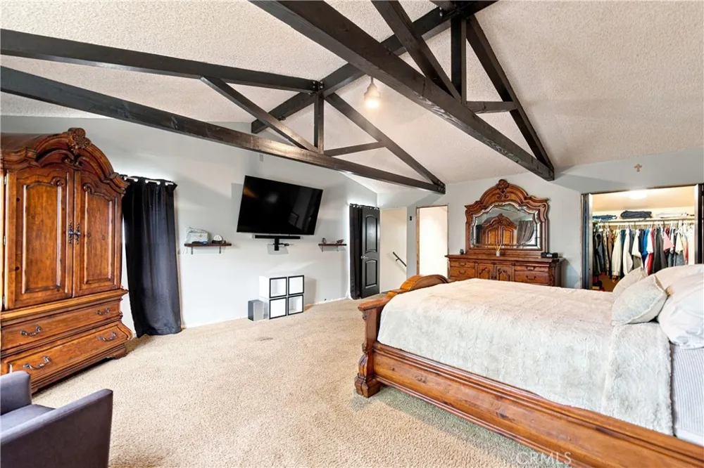 946 S Mccloud Anaheim, CA 92805