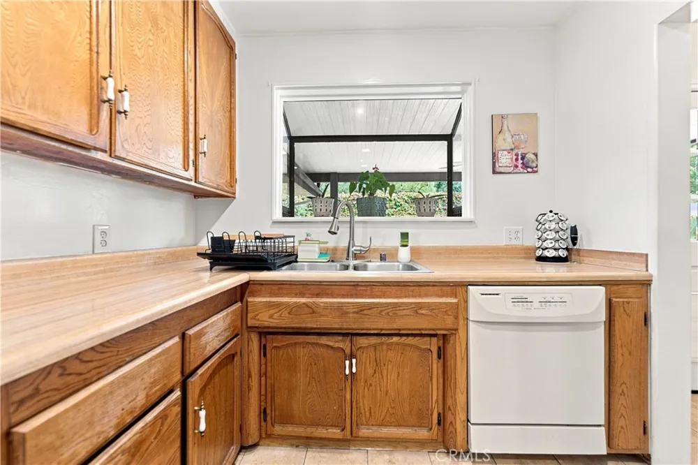 946 S Mccloud Anaheim, CA 92805