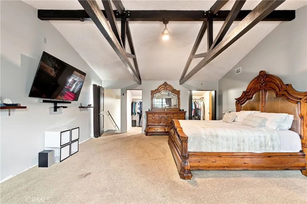 946 S Mccloud Anaheim, CA 92805