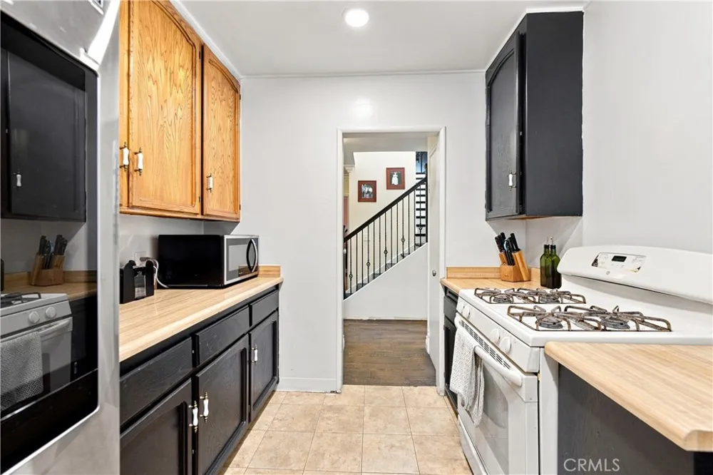 946 S Mccloud Anaheim, CA 92805