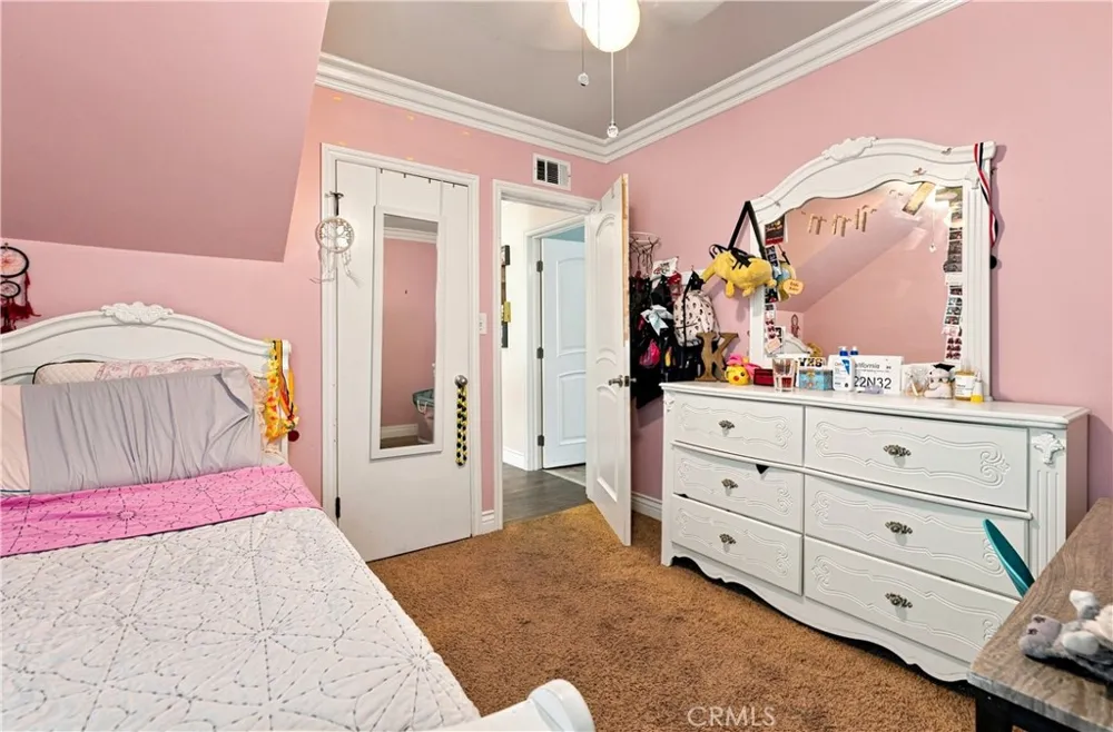 946 S Mccloud Anaheim, CA 92805