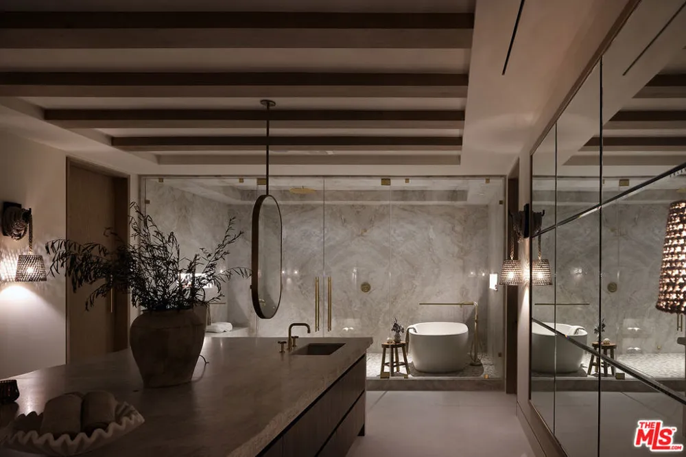1360 Laurel Way Beverly Hills, CA 90210