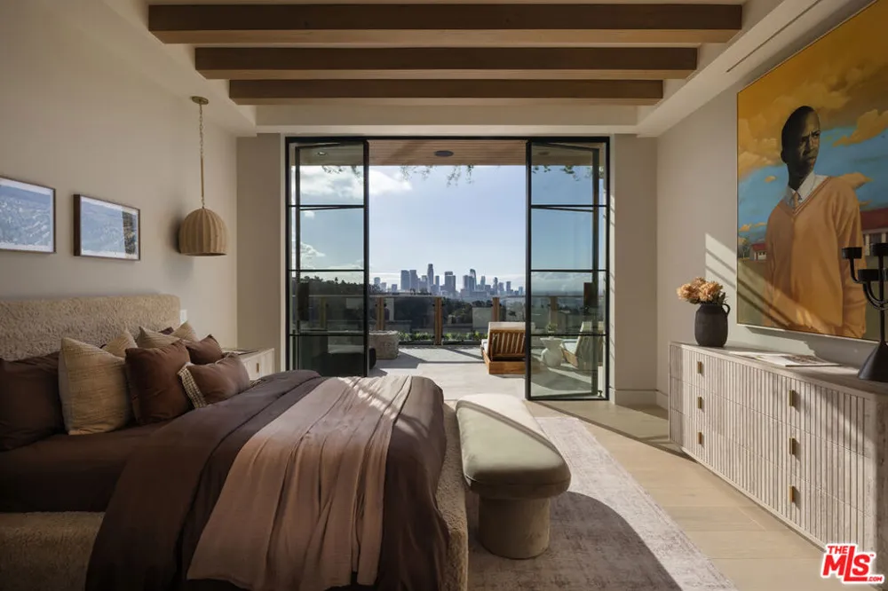 1360 Laurel Way Beverly Hills, CA 90210