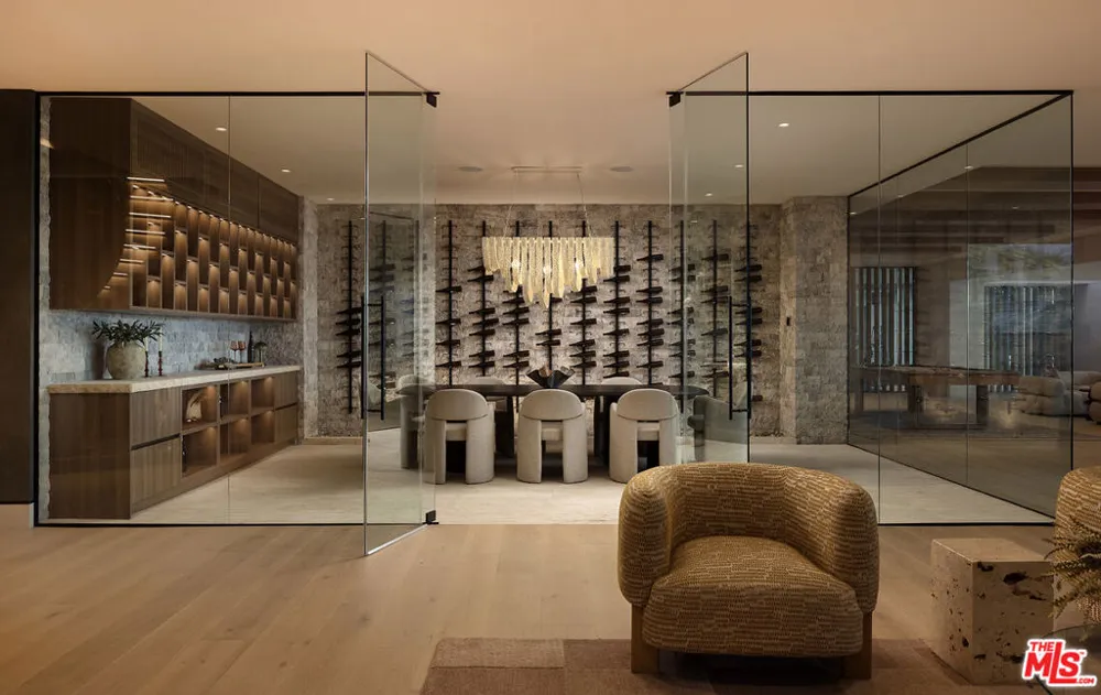 1360 Laurel Way Beverly Hills, CA 90210