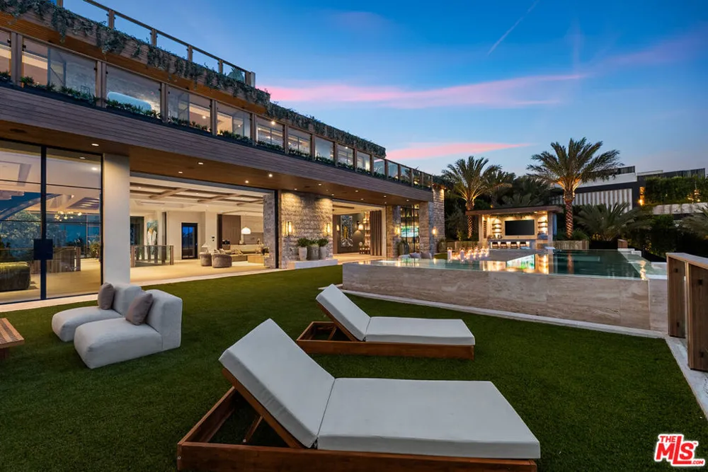 1360 Laurel Way Beverly Hills, CA 90210