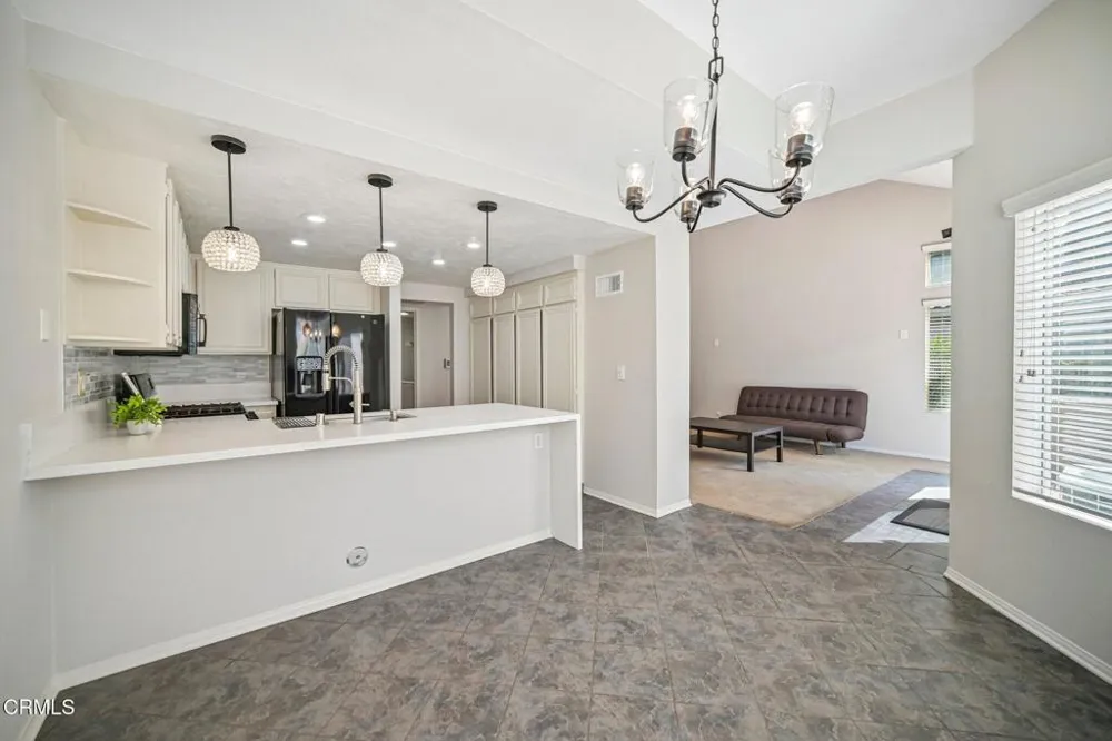6056 Paseo Encantada Camarillo, CA 93012