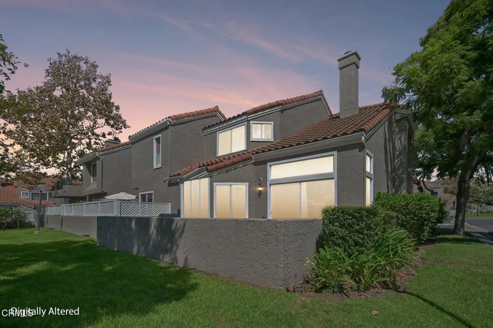 6056 Paseo Encantada Camarillo, CA 93012
