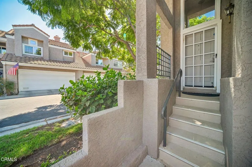 6056 Paseo Encantada Camarillo, CA 93012