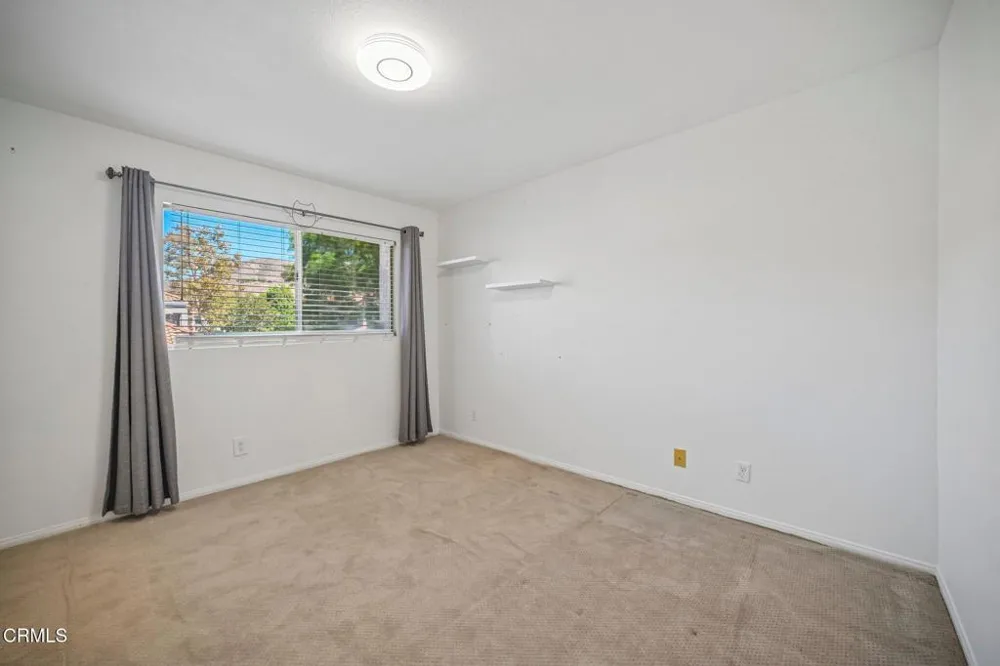 6056 Paseo Encantada Camarillo, CA 93012