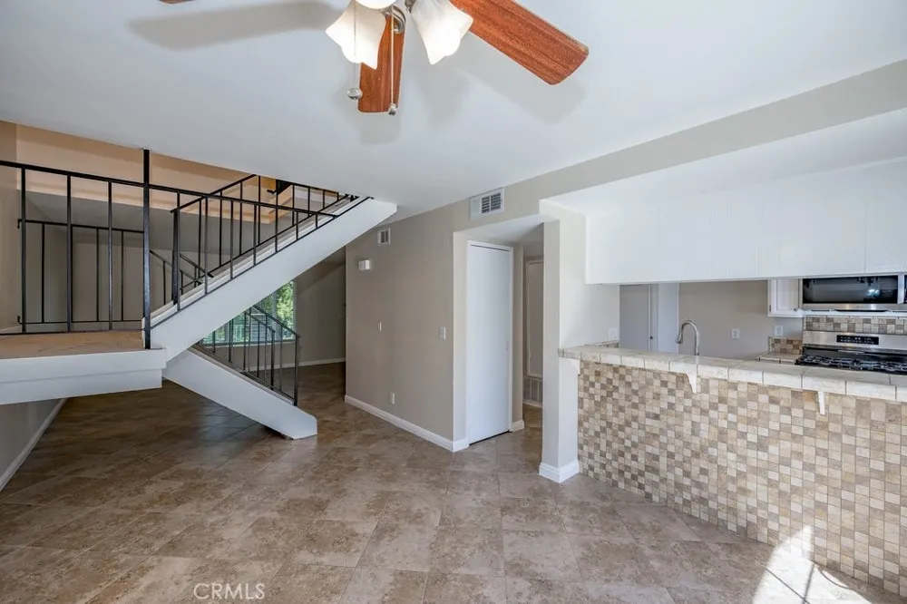 26865 Avenida Terraza Saugus, CA 91350