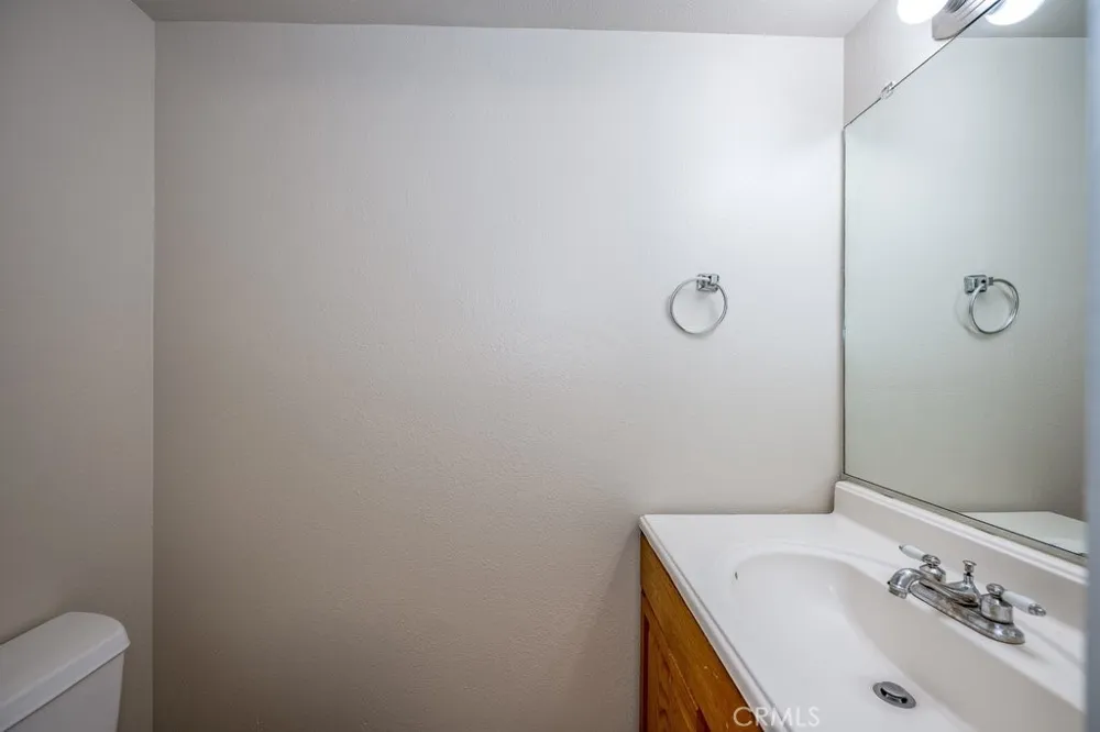 26865 Avenida Terraza Saugus, CA 91350