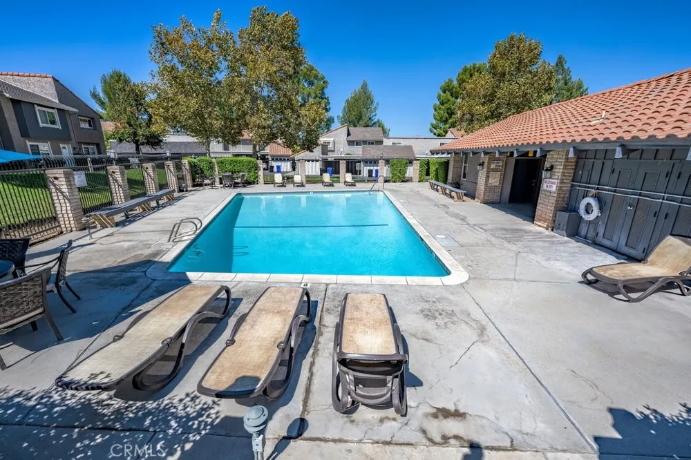 26865 Avenida Terraza Saugus, CA 91350