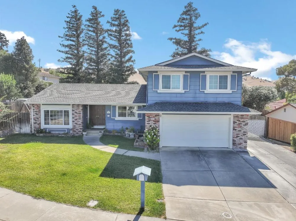 2353 Silver Creek Circle Antioch, CA 94509
