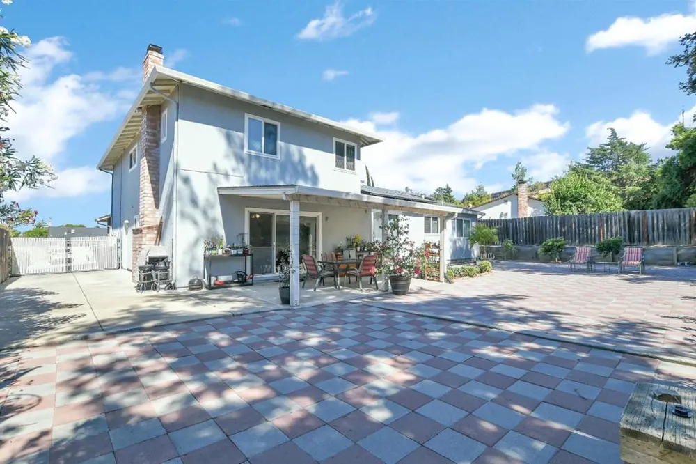 2353 Silver Creek Circle Antioch, CA 94509