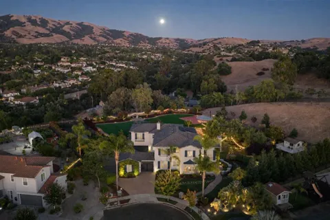 2365 Glen Creek Court