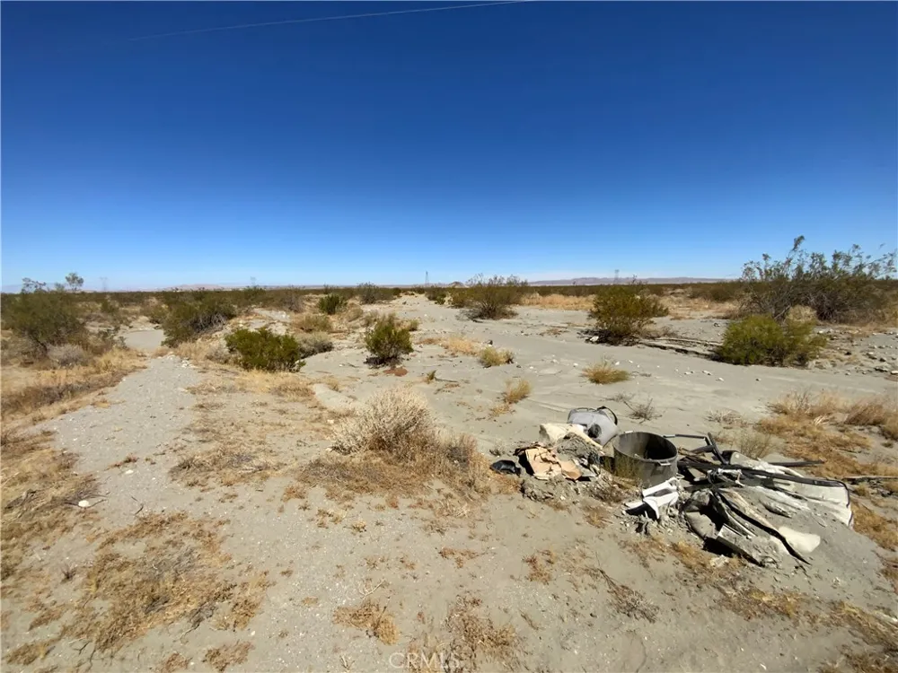 Oasis Pinon Hills, CA 92372