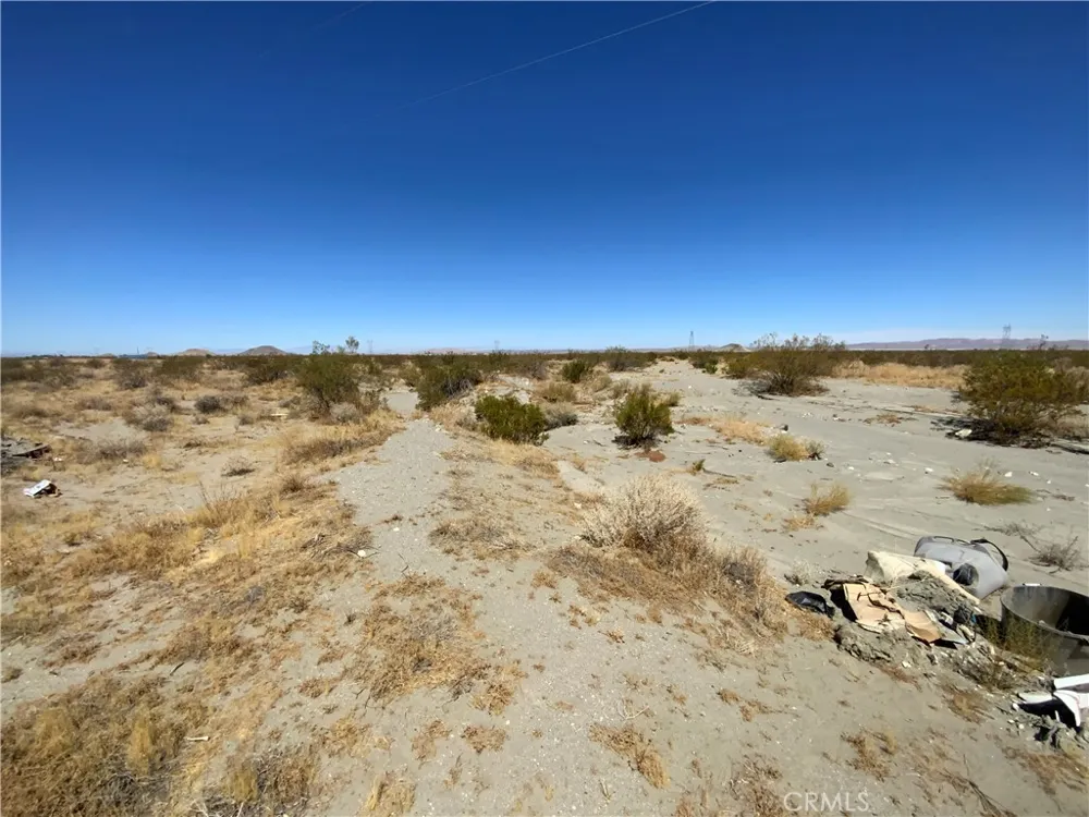 Oasis Pinon Hills, CA 92372