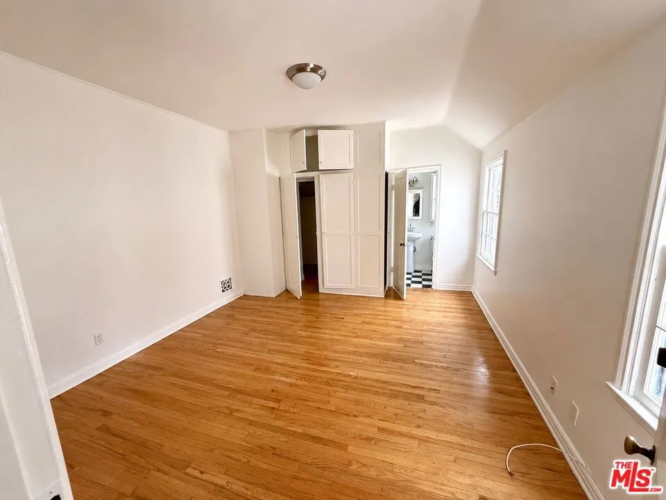 236 S Spalding Drive #1/2 Beverly Hills, CA 90212