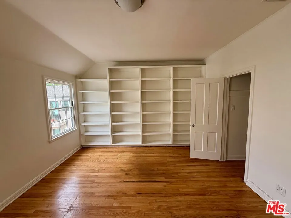 236 S Spalding Drive #1/2 Beverly Hills, CA 90212