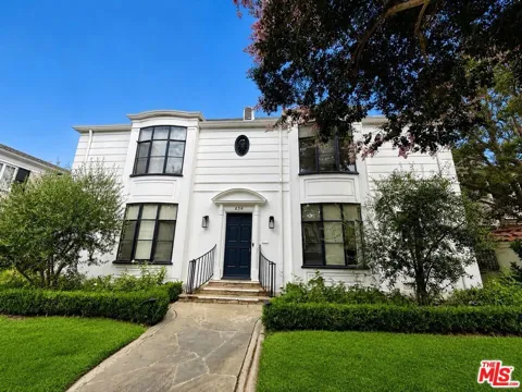 236 S Spalding Drive #1/2
