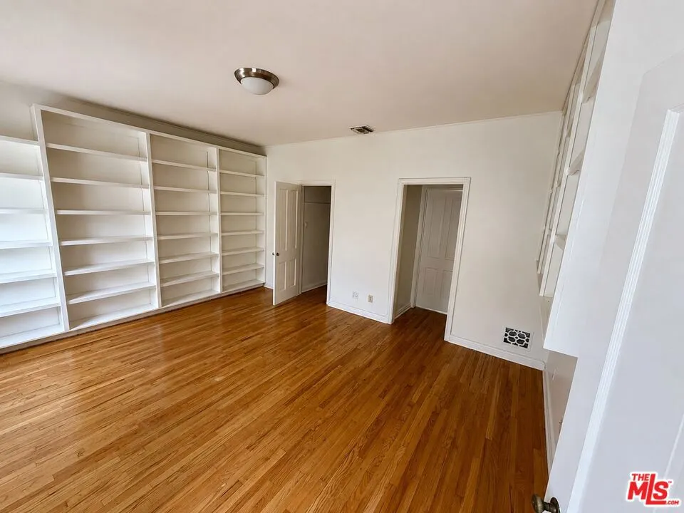 236 S Spalding Drive #1/2 Beverly Hills, CA 90212