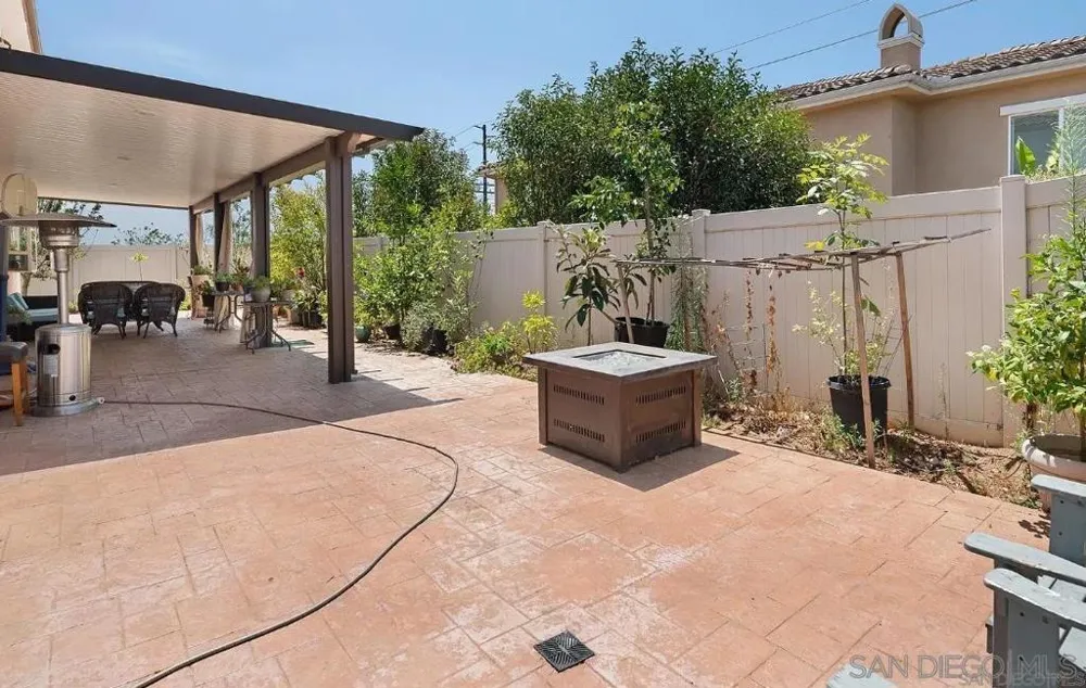 1675 Felicita Escondido, CA 92025