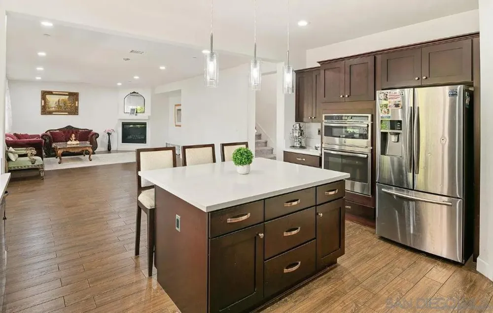 1675 Felicita Escondido, CA 92025