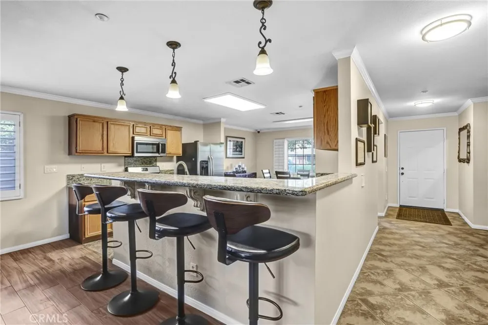 15381 Mallard Fontana, CA 92336