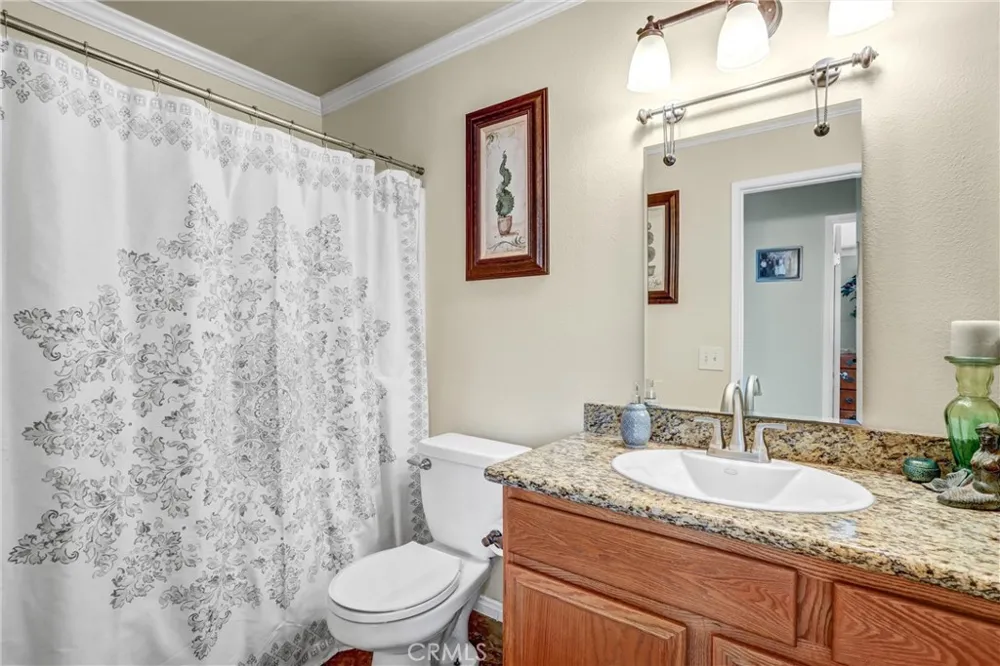 15381 Mallard Fontana, CA 92336
