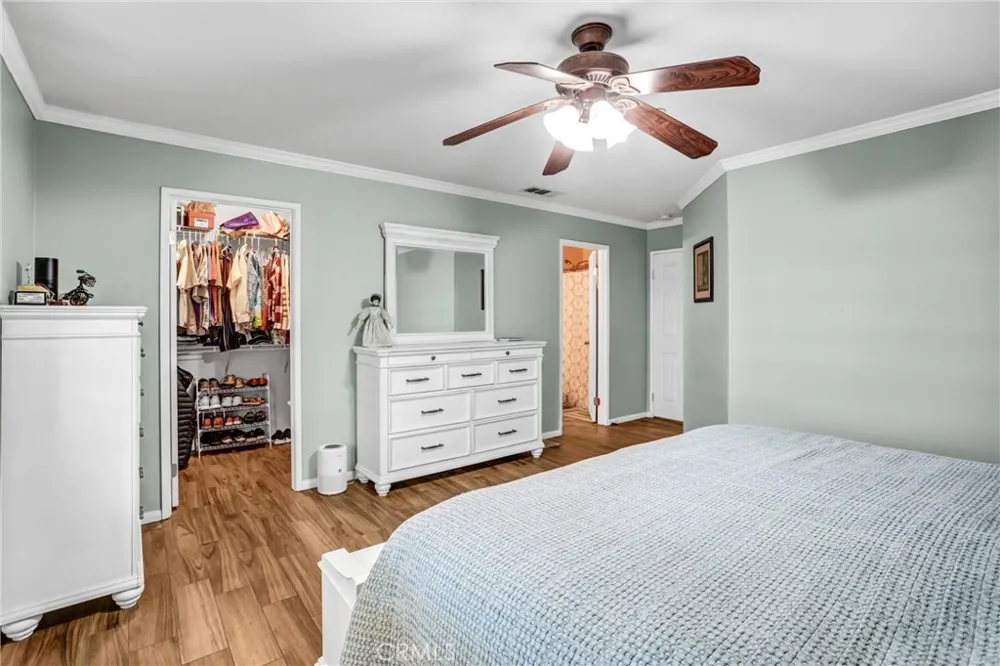 15381 Mallard Fontana, CA 92336