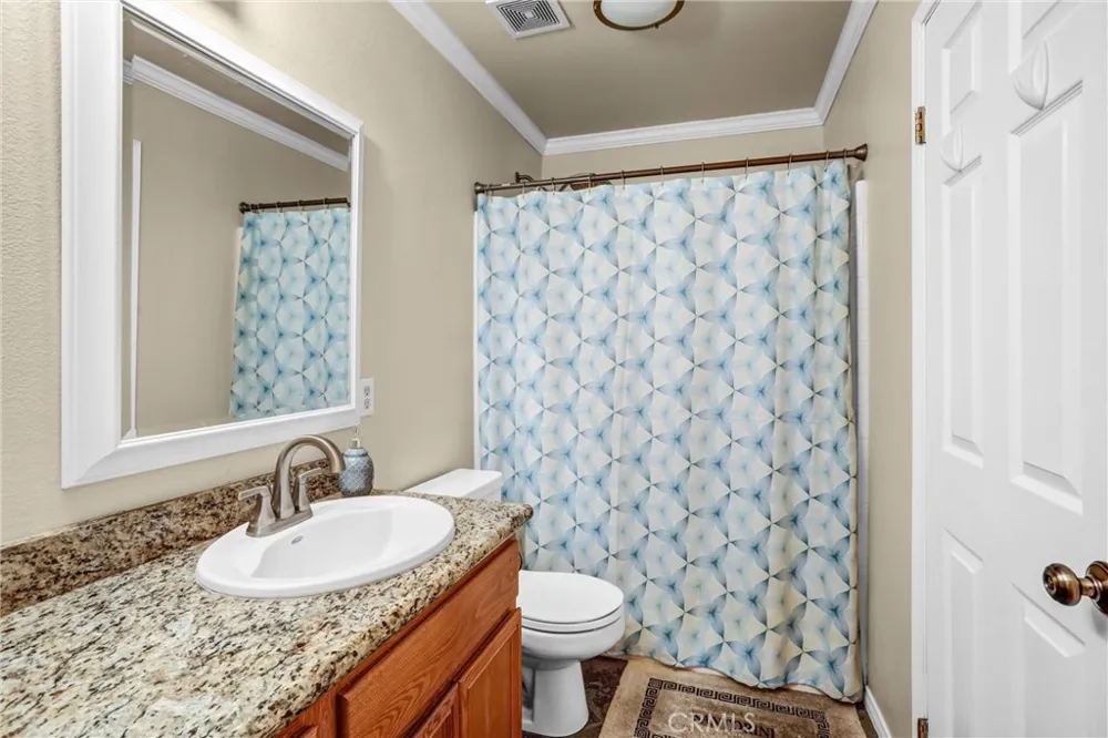 15381 Mallard Fontana, CA 92336