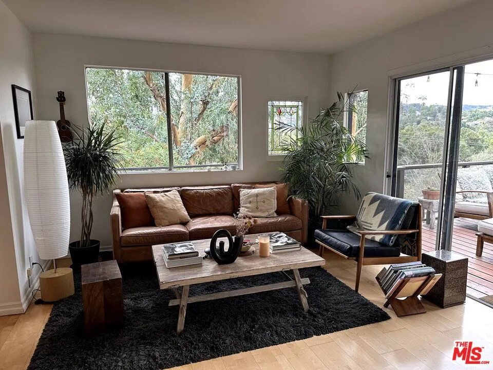 20485 Callon Drive Topanga, CA 90290