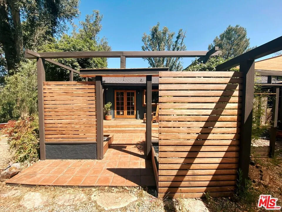 20485 Callon Drive Topanga, CA 90290