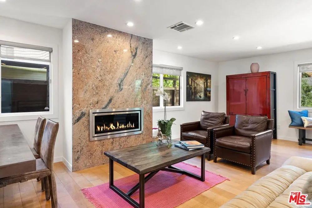 1655 Beverly Glen Boulevard Los Angeles, CA 90077