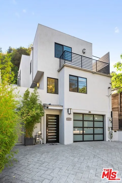 1655 Beverly Glen Boulevard Los Angeles, CA 90077