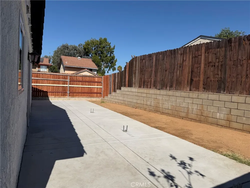 23370 Rolanda Drive Moreno Valley, CA 92553