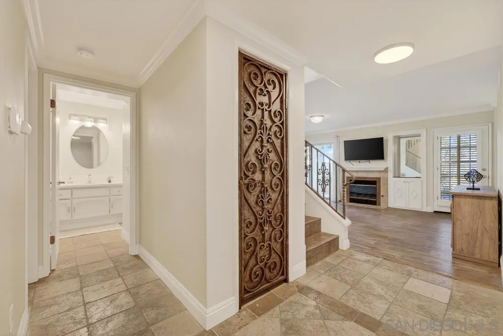 12242 Paseo Lucido #B San Diego, CA 92128