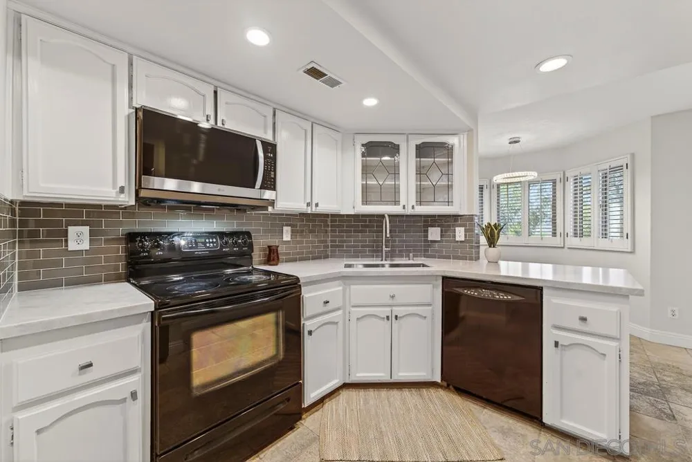 12242 Paseo Lucido #B San Diego, CA 92128