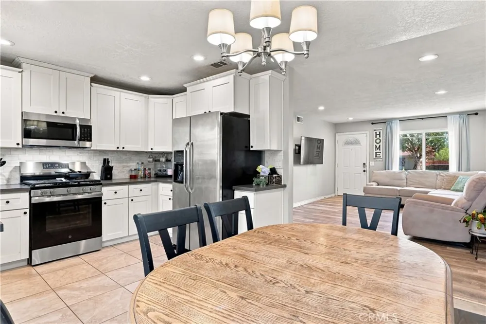 1530 Athol Street Bloomington, CA 92316
