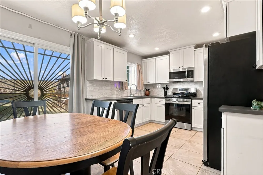 1530 Athol Street Bloomington, CA 92316