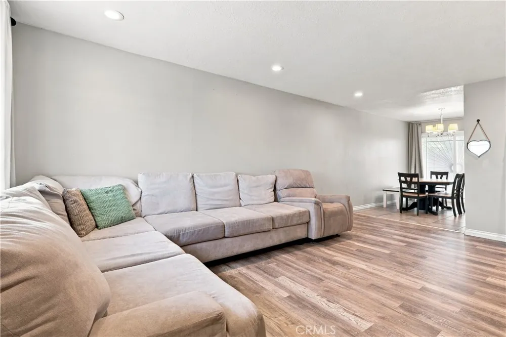 1530 Athol Street Bloomington, CA 92316