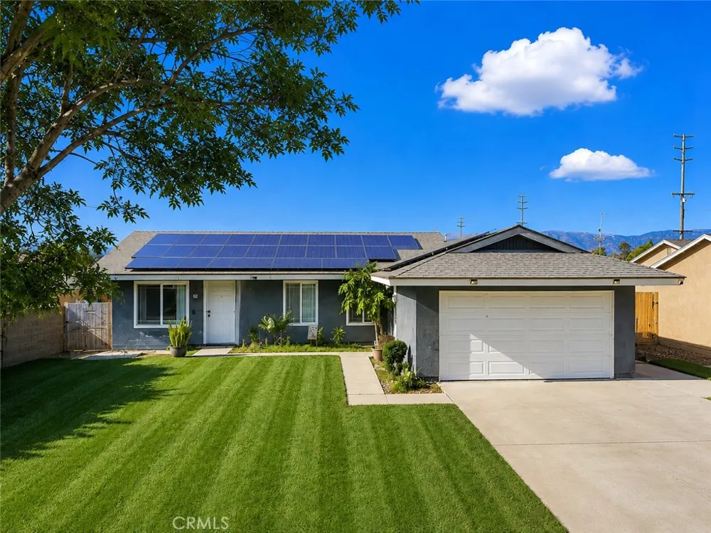1530 Athol Street Bloomington, CA 92316