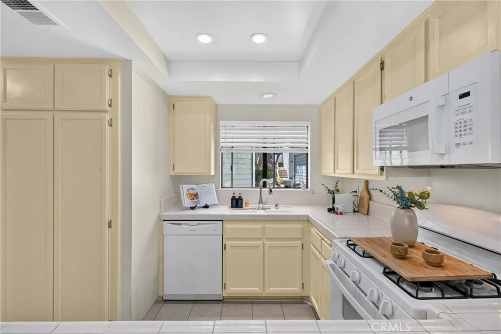 1150 W Capitol Drive #101 San Pedro, CA 90732