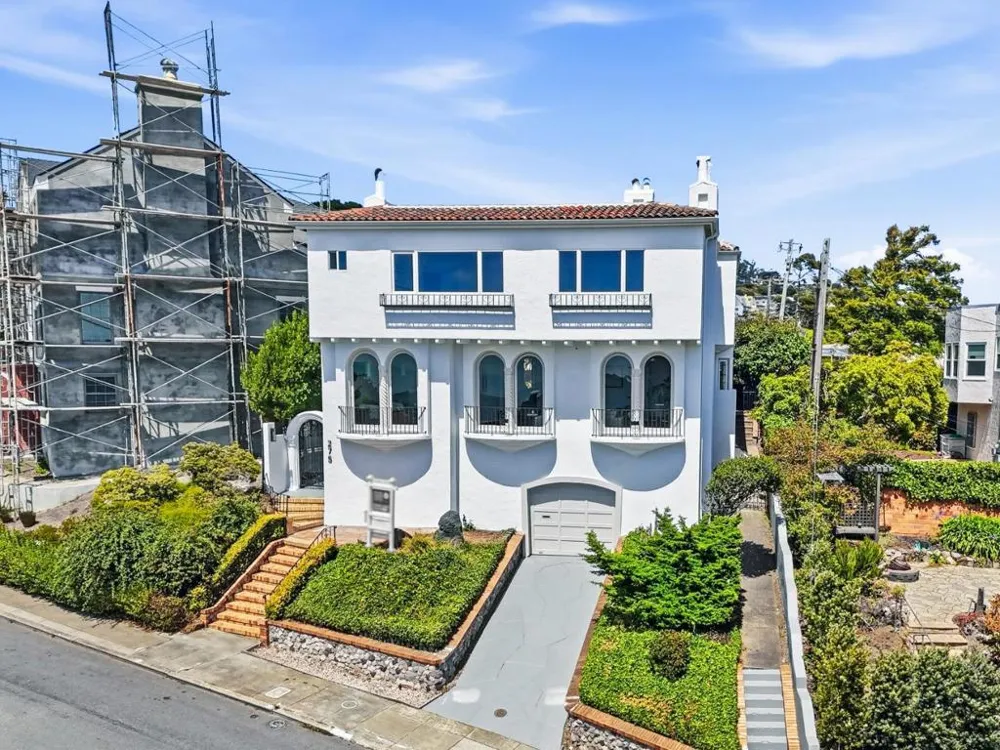 275 Maywood Drive San Francisco, CA 94127