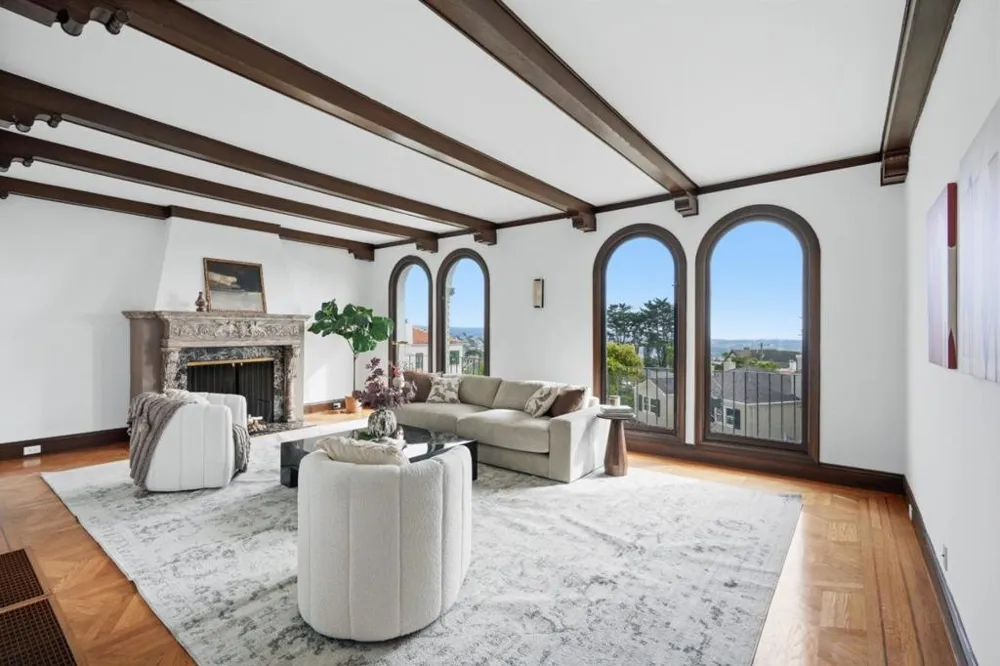 275 Maywood Drive San Francisco, CA 94127
