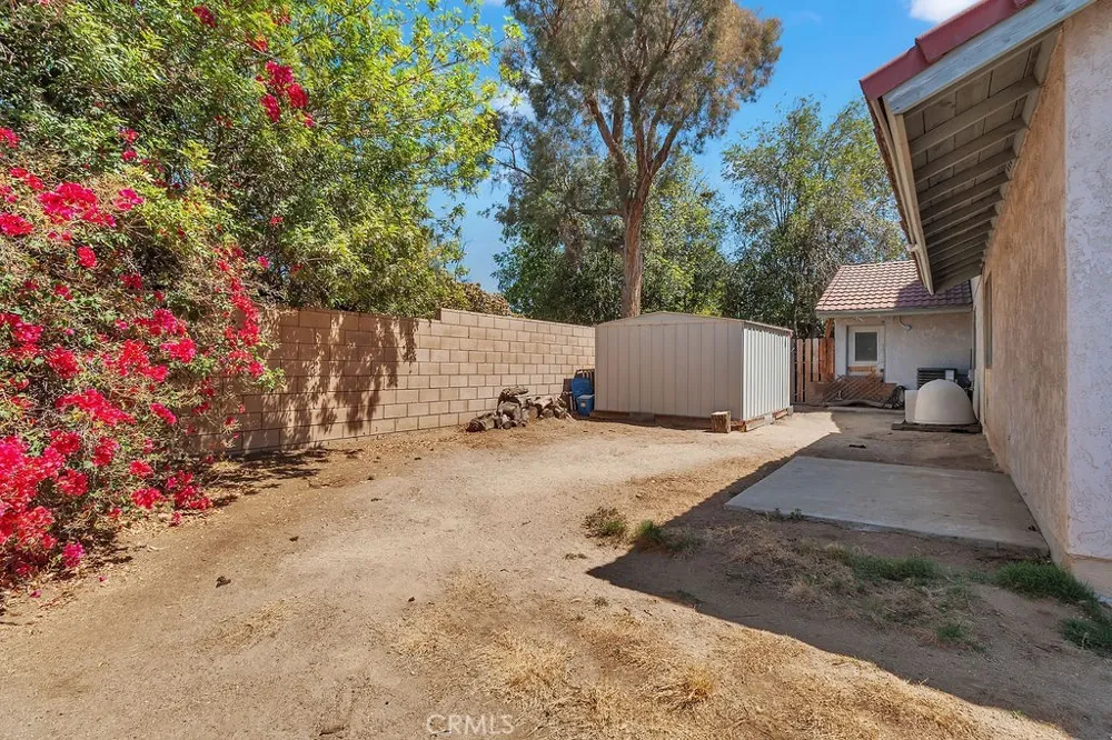 6319 Westview Riverside, CA 92506